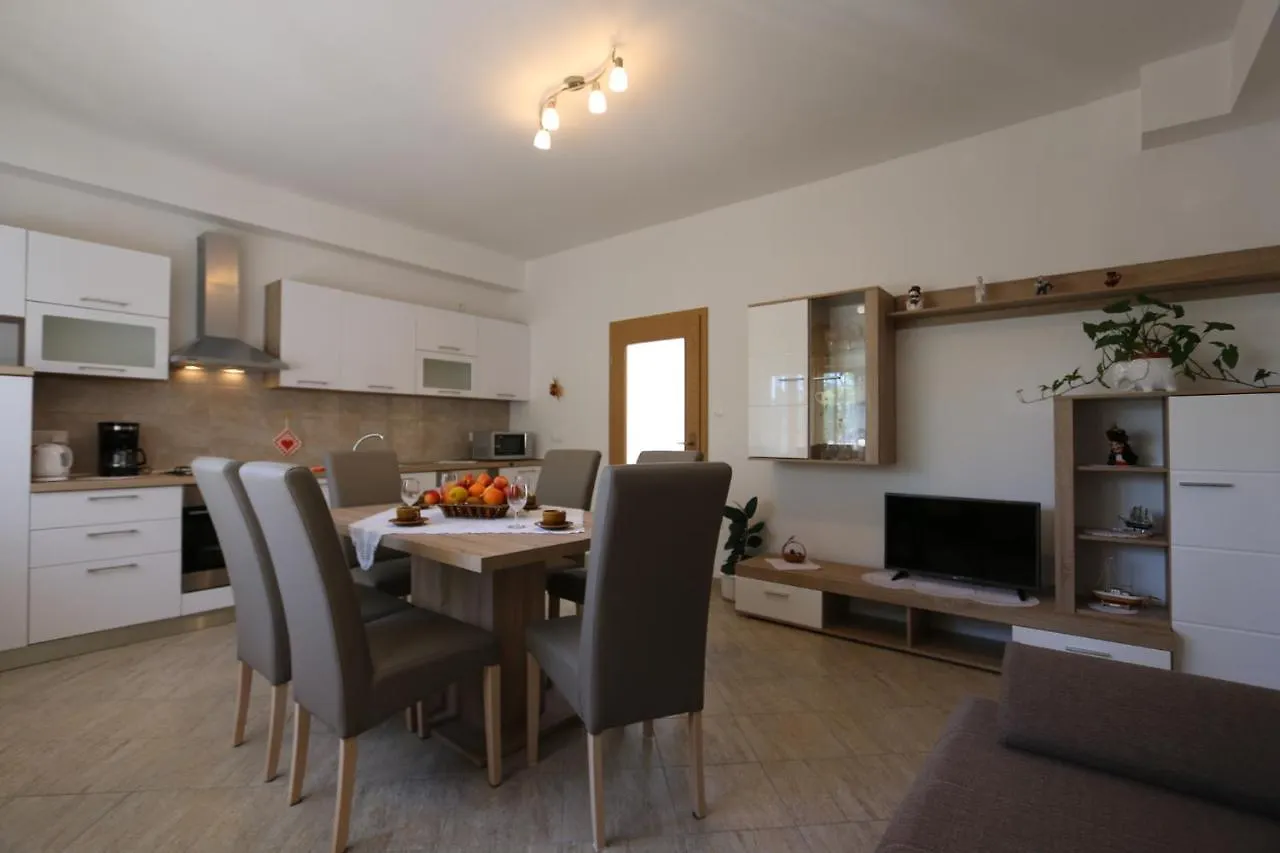 Apartment In Silo - Insel Krk 45795