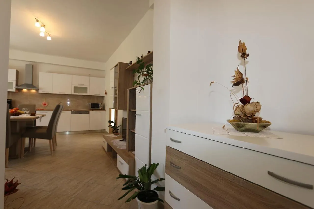 Apartment In Silo - Insel Krk 45795